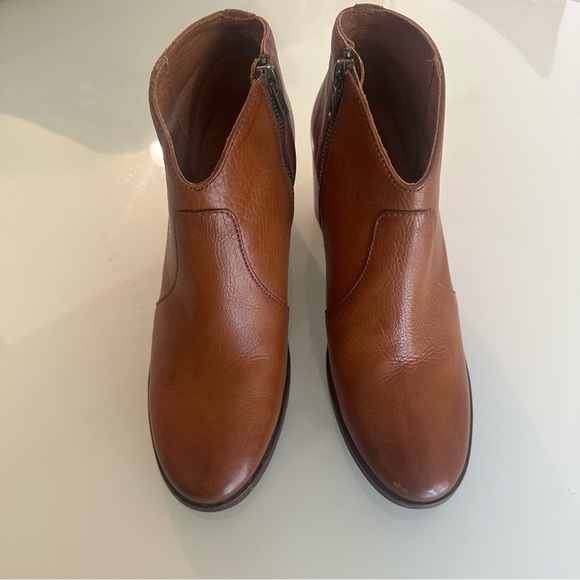 FRYE Nora Zip Short Ankle Boots Leather Women Size 7B Nutmeg Brown 79929 Western - Picture 4 of 9